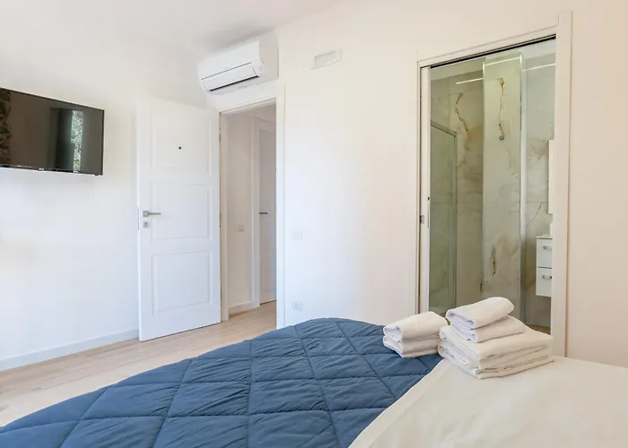Relais San Demetrio - Modern & Central Rooms Salerno